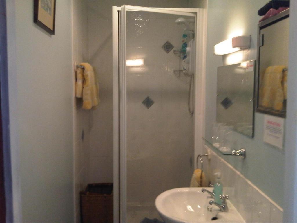 كريف James Cottage Guest House المظهر الخارجي الصورة